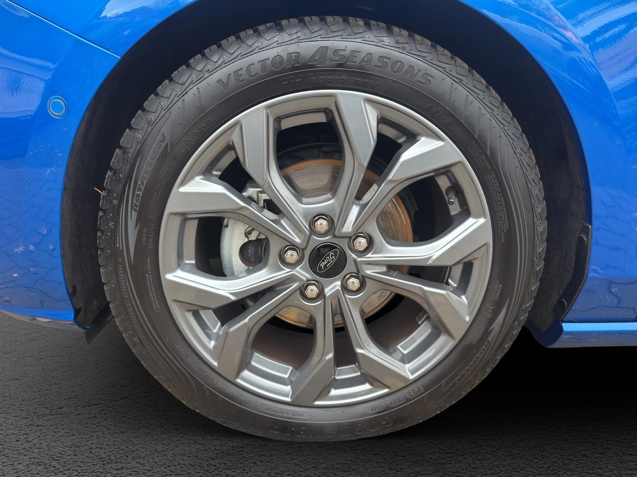 Ford Focus ST-Line X Turnier Aut. AHK Kamera LED WI-PKT