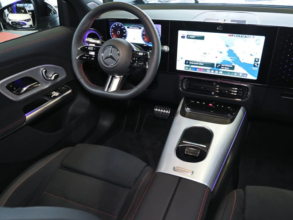 Mercedes-Benz-GLB 250+-image-7