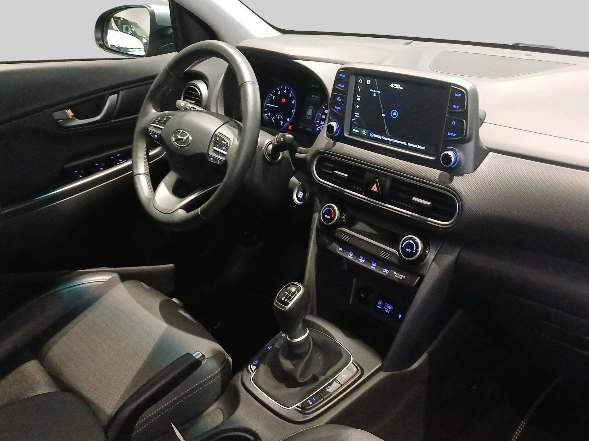 Hyundai-Kona-image-12