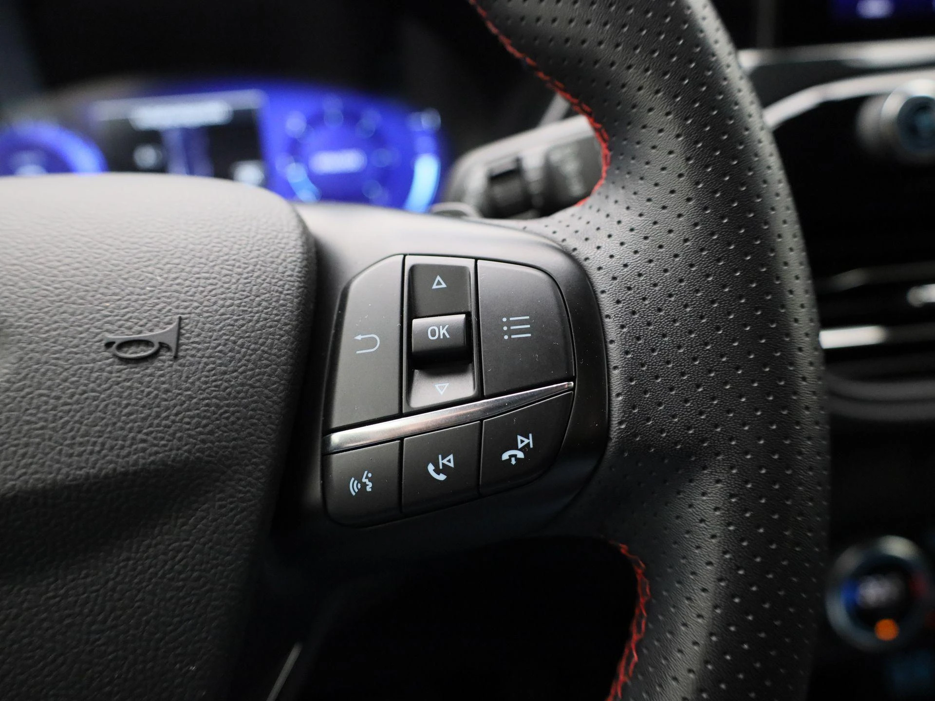 Ford-Kuga-image-18