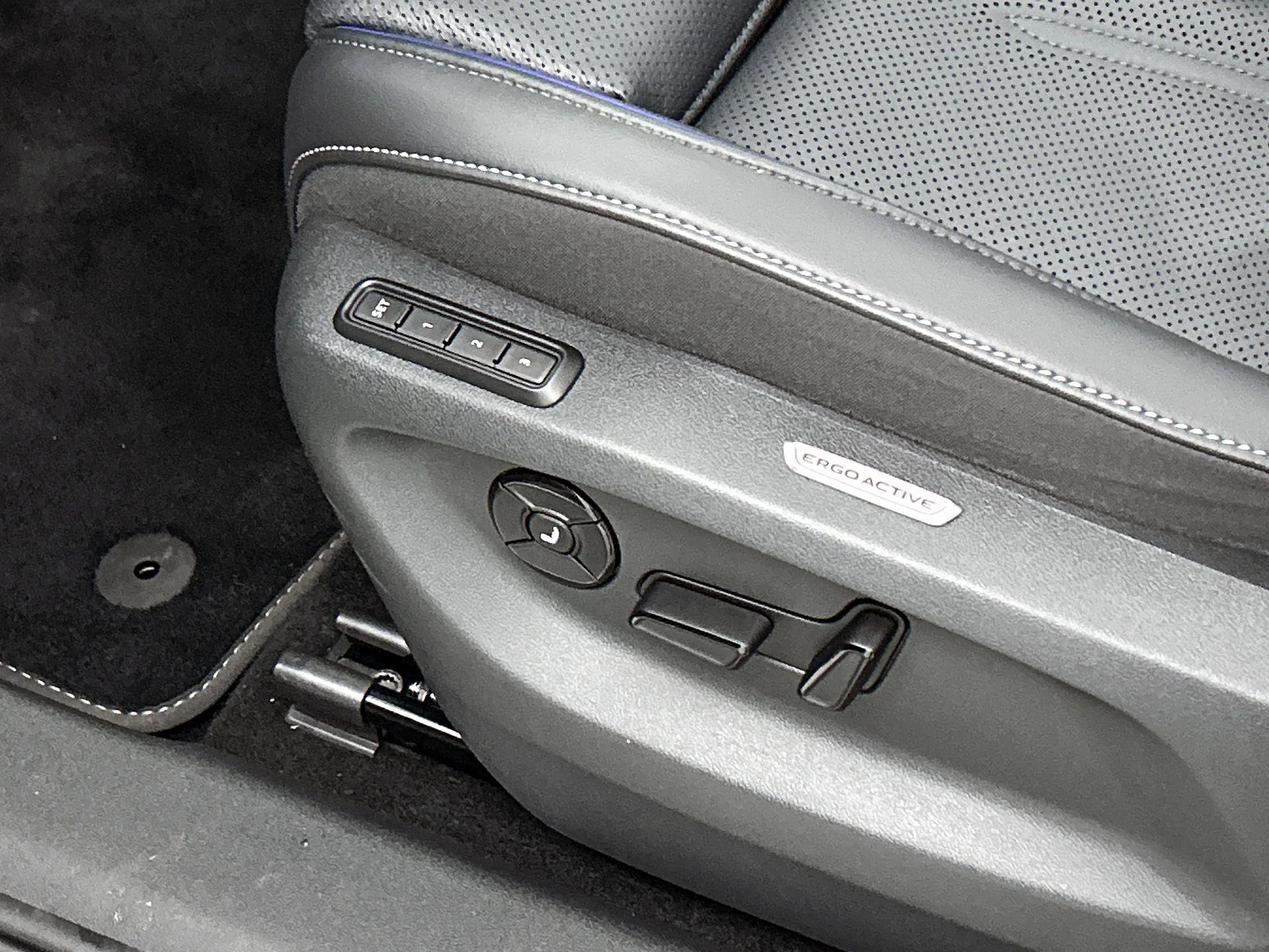 Volkswagen-Tayron-image-16