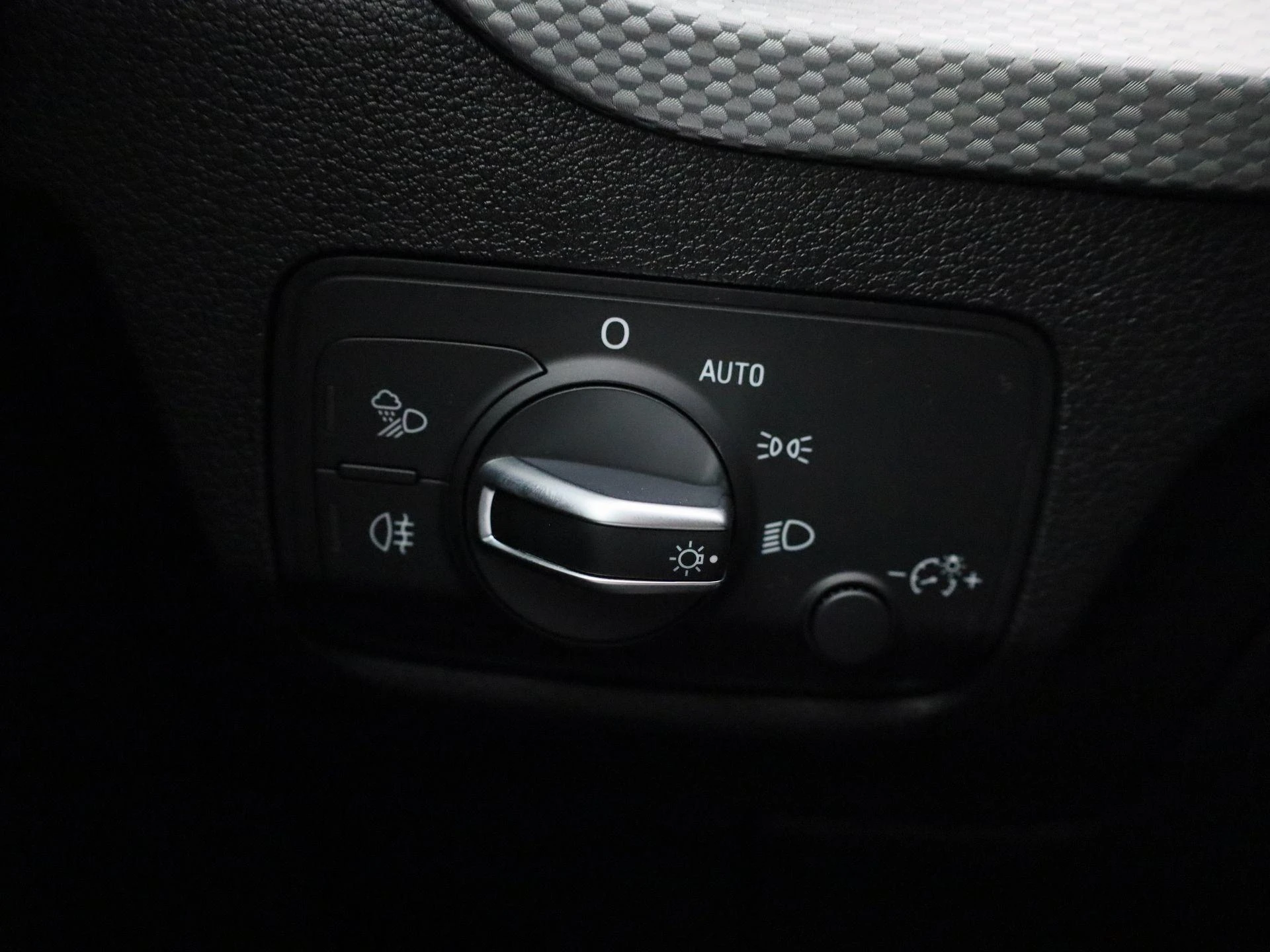Audi-Q2-image-25