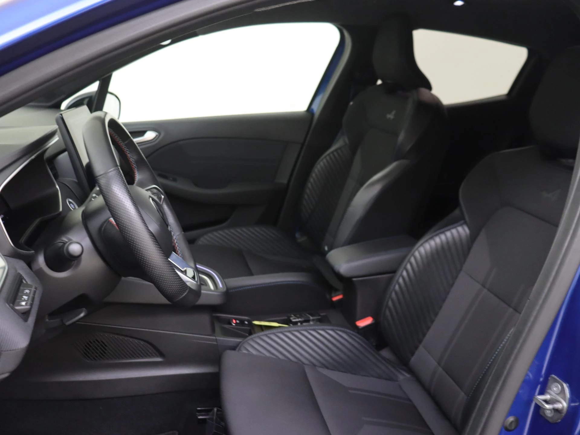 Renault-Clio-image-14