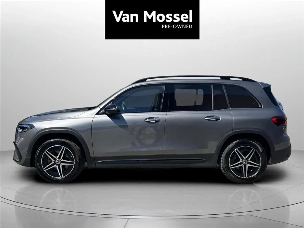 Mercedes-Benz-EQB-image-7