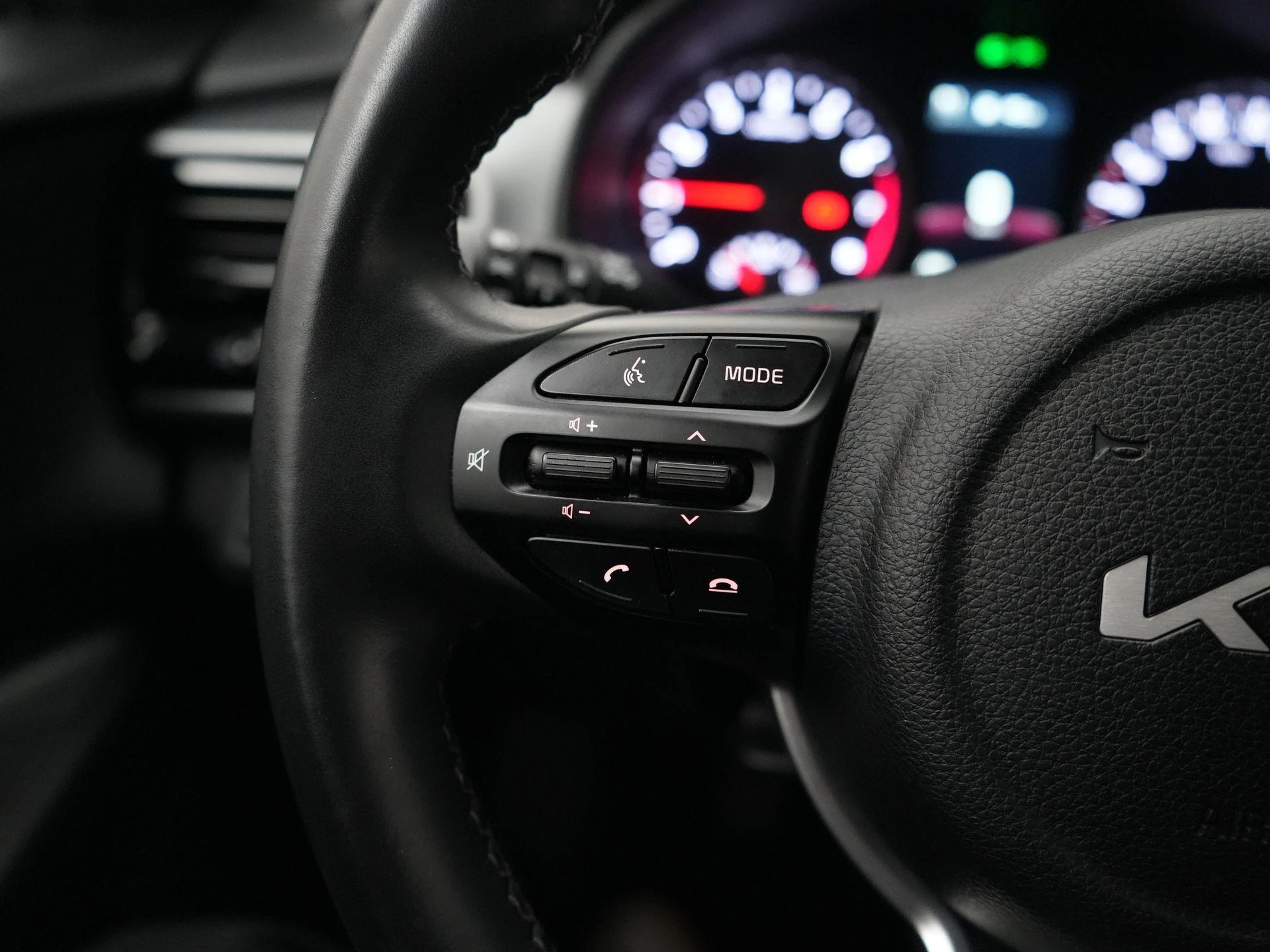 Kia-Stonic-image-24
