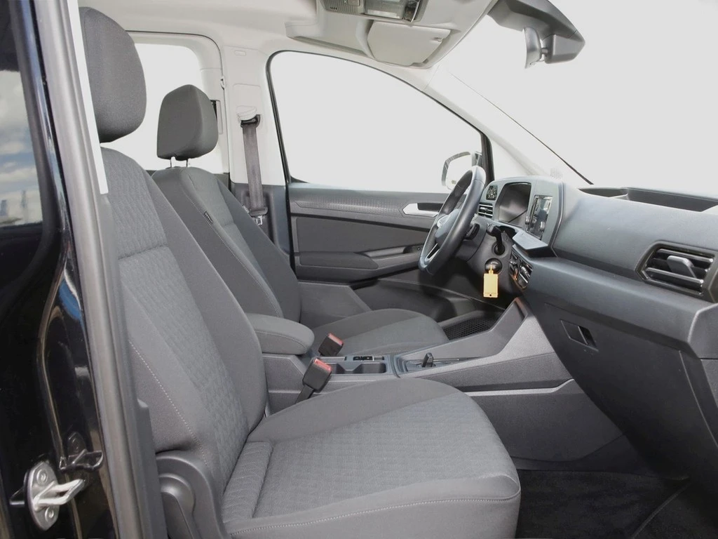 Volkswagen-Caddy-image-7