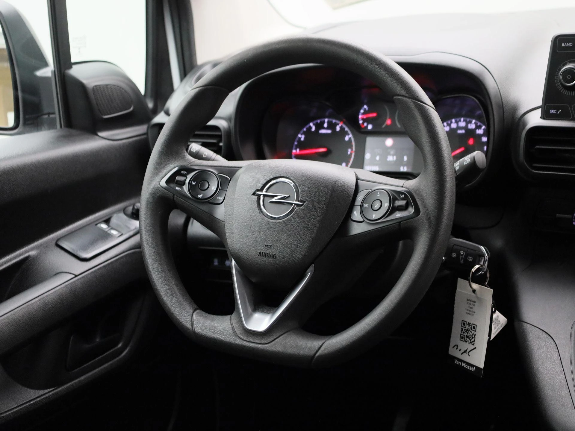 Opel-Combo-image-9