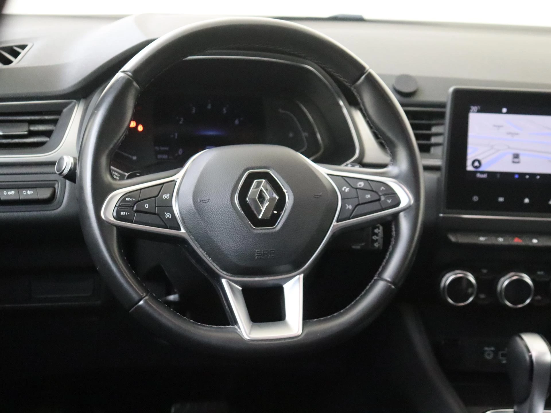 Renault-Captur-image-9
