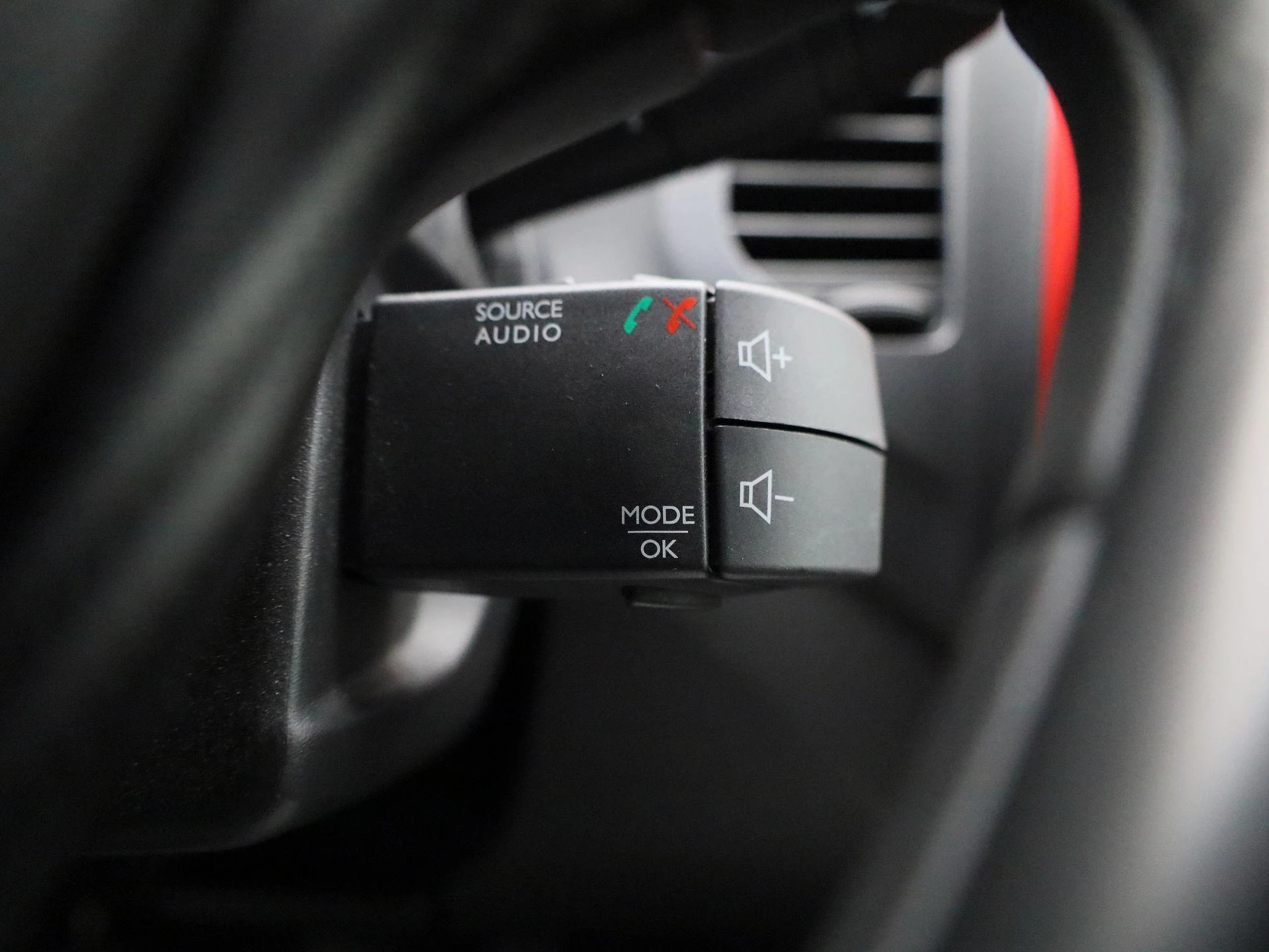 Renault-Captur-image-18