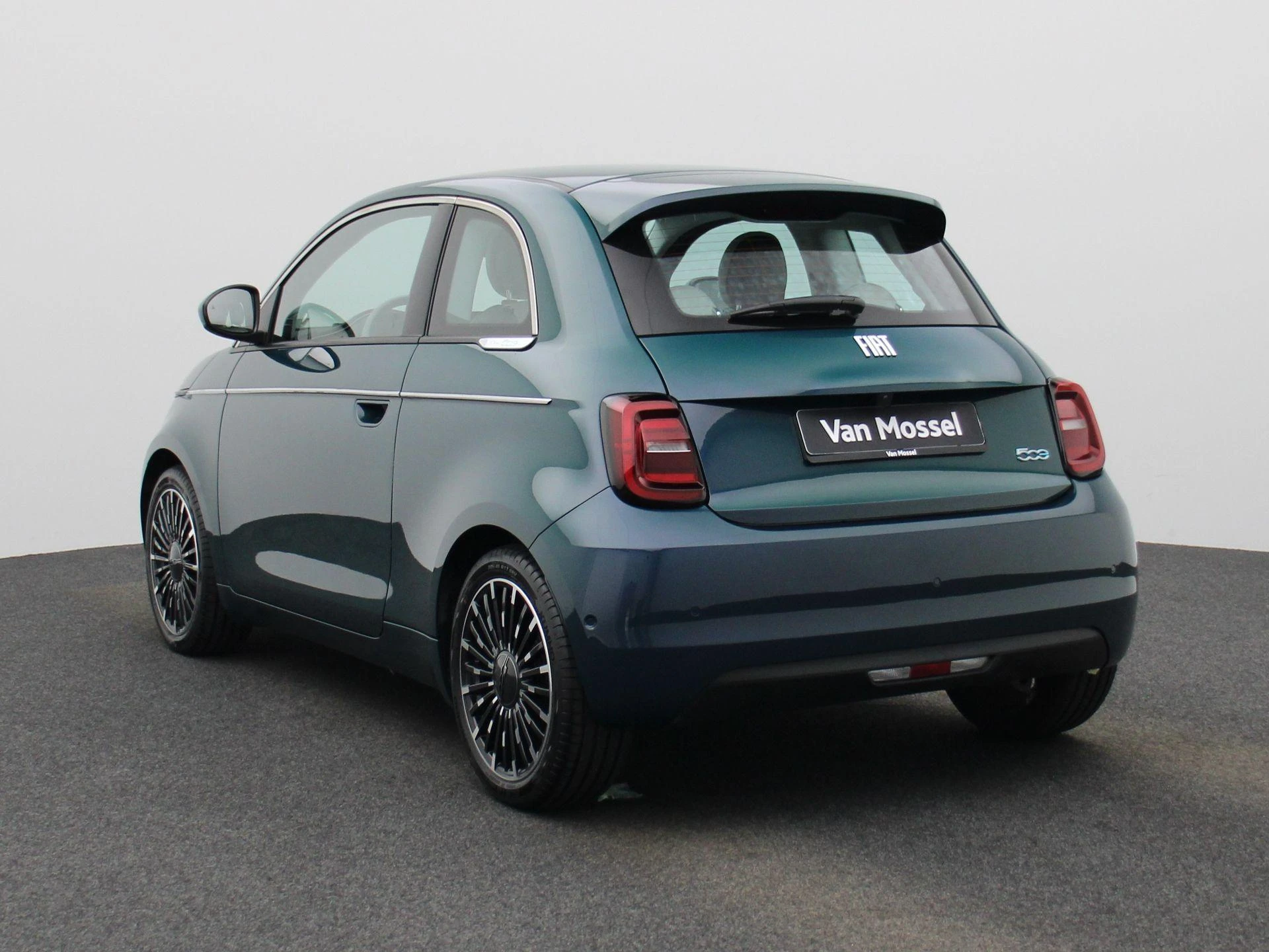 Fiat-500e-image-1