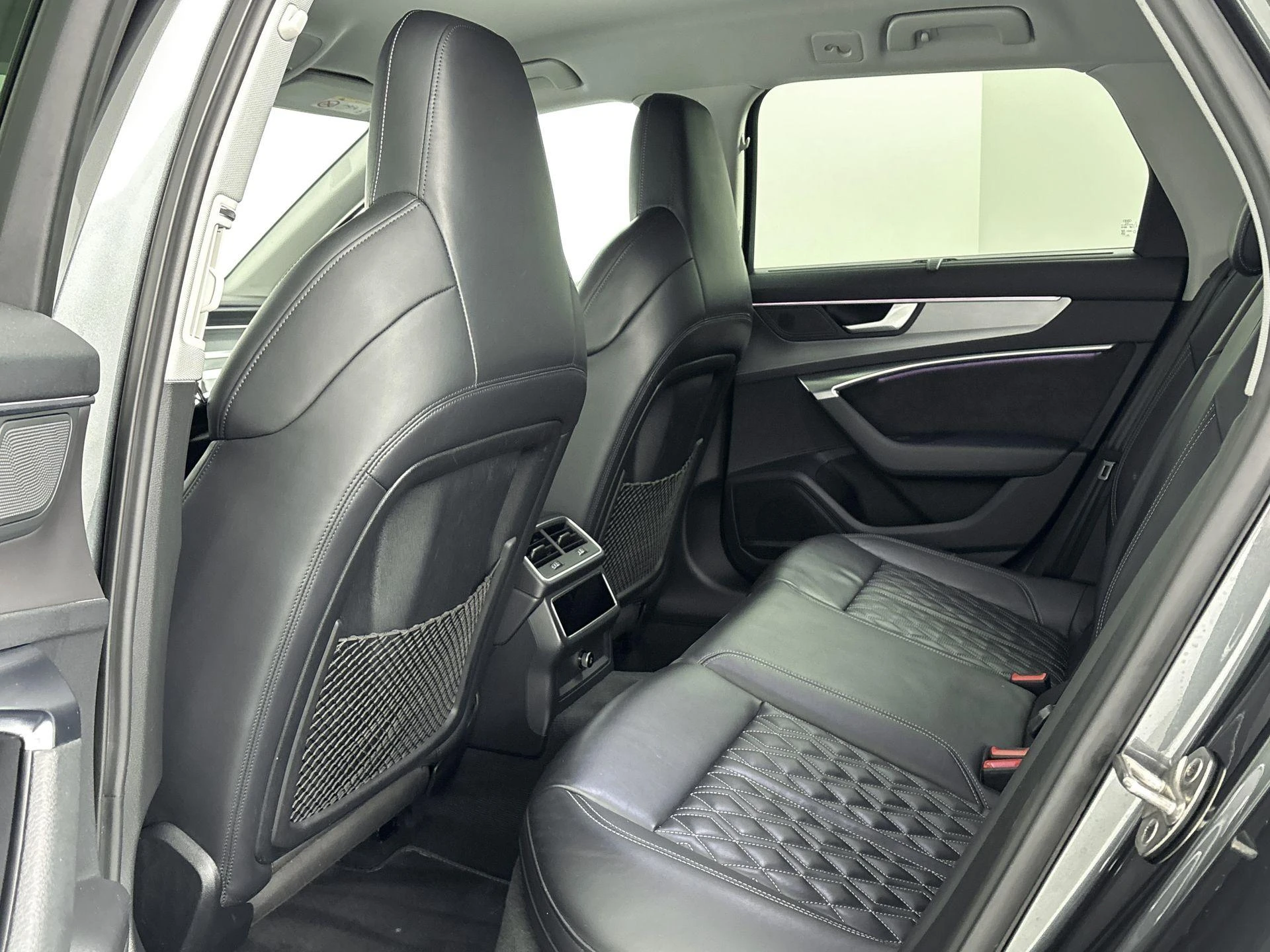 Audi-A6-image-17