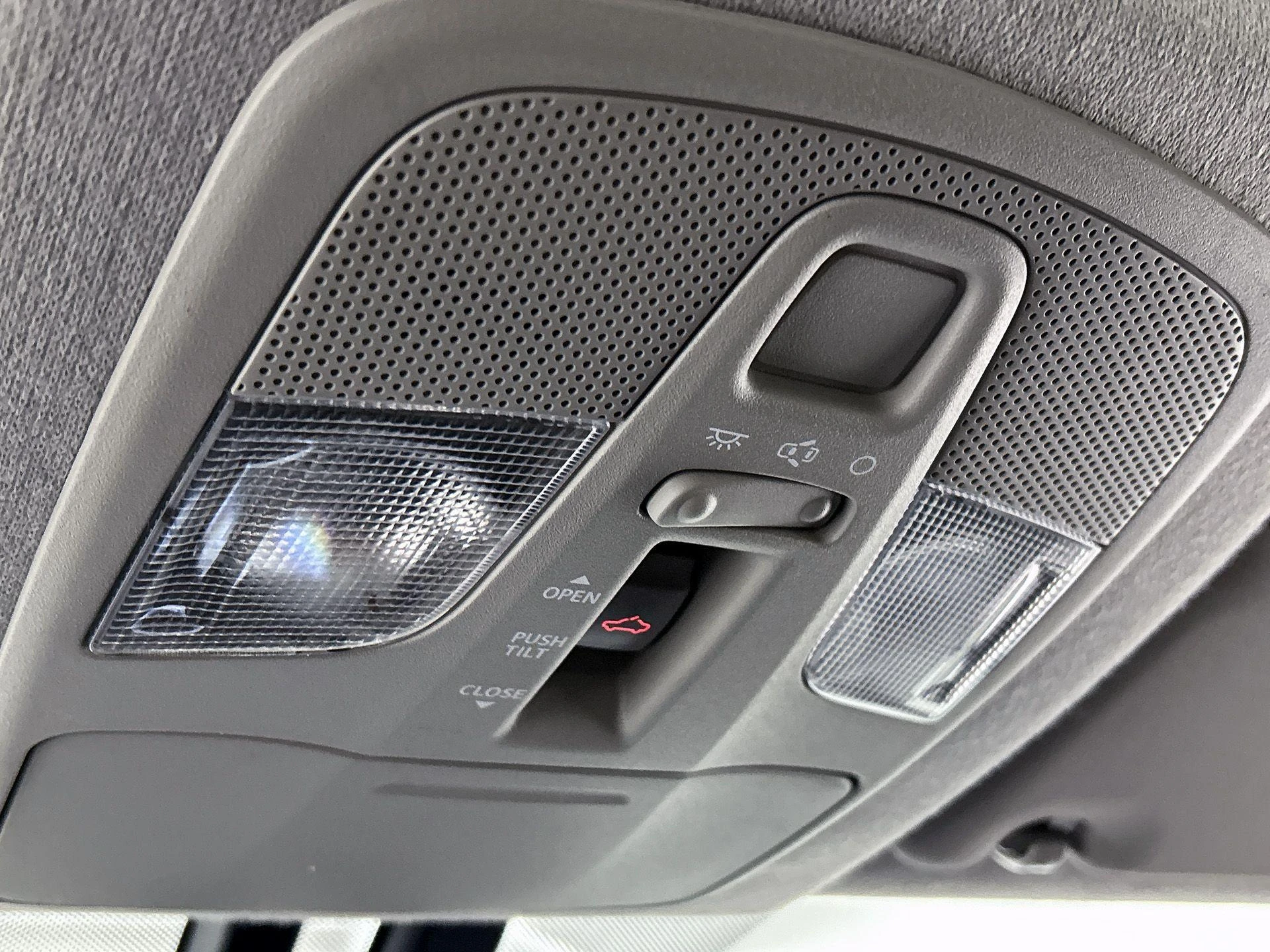 Suzuki-S-Cross-image-13