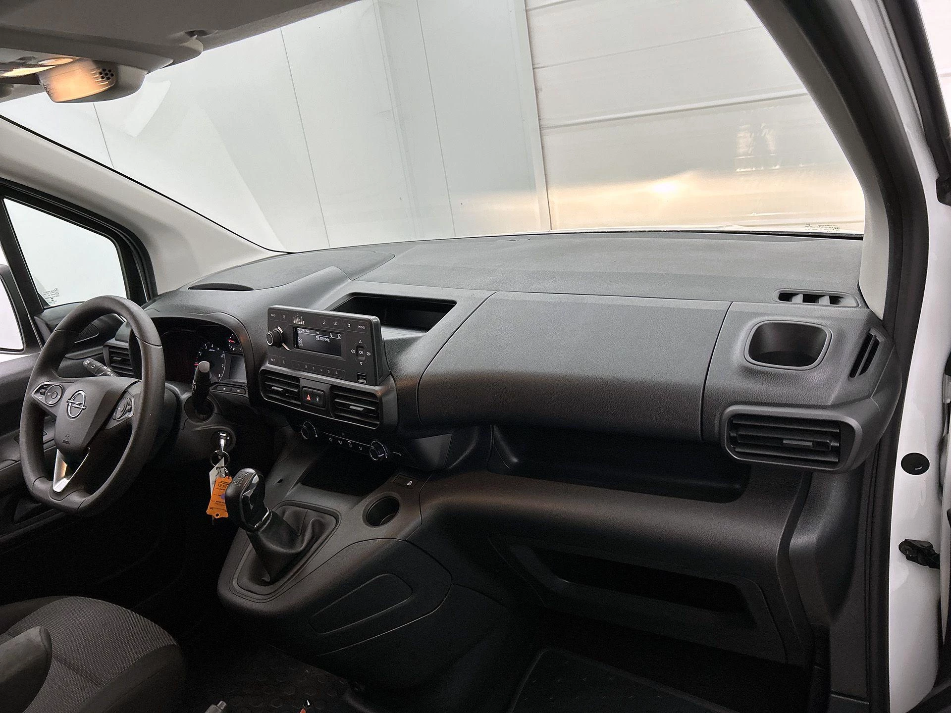 Opel-Combo-image-11
