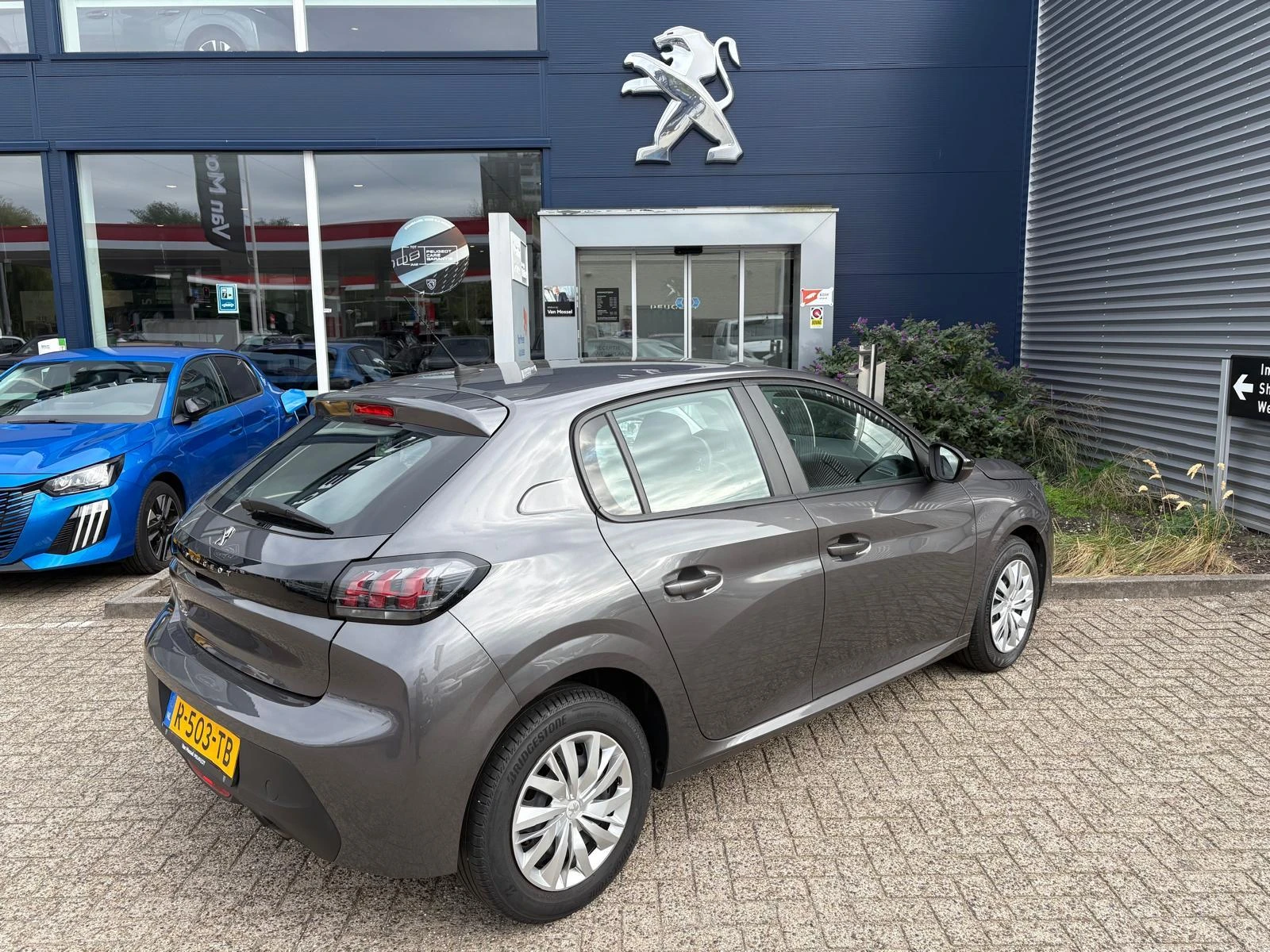 Peugeot-208-image-7