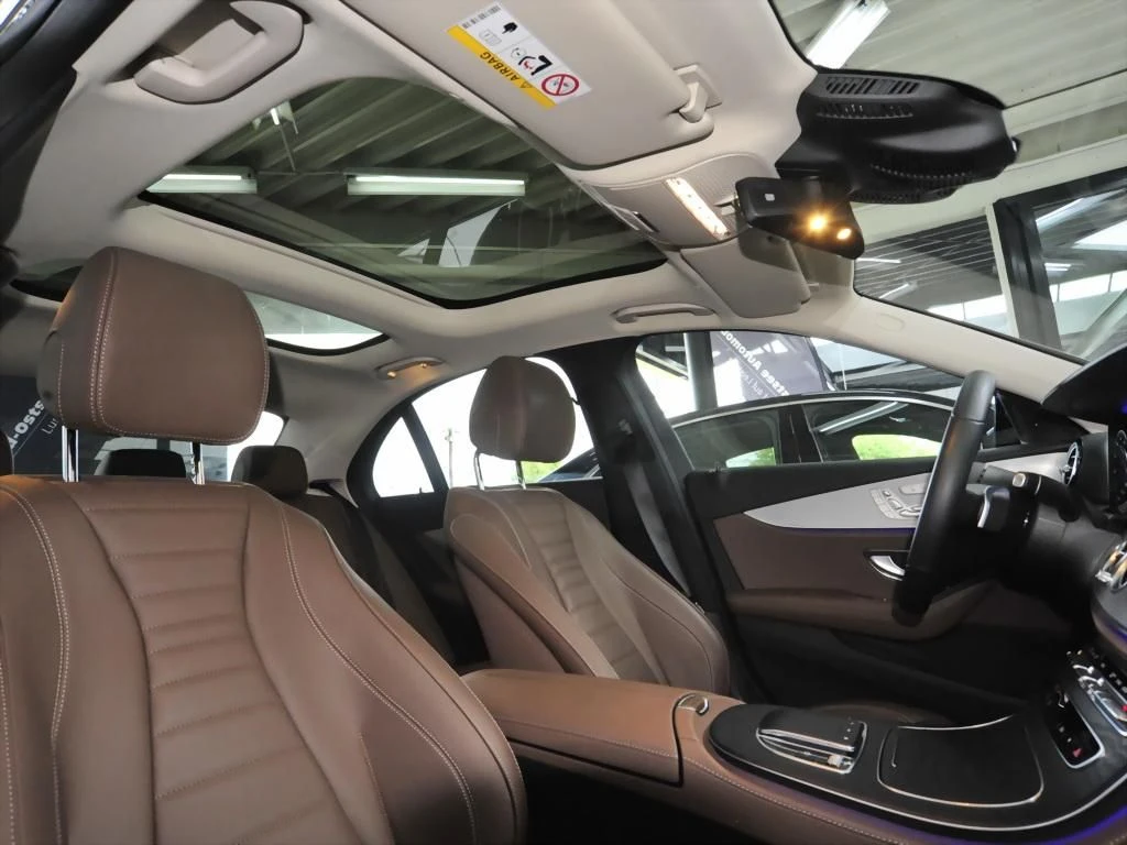 Mercedes-Benz-E-Klasse 450-image-14