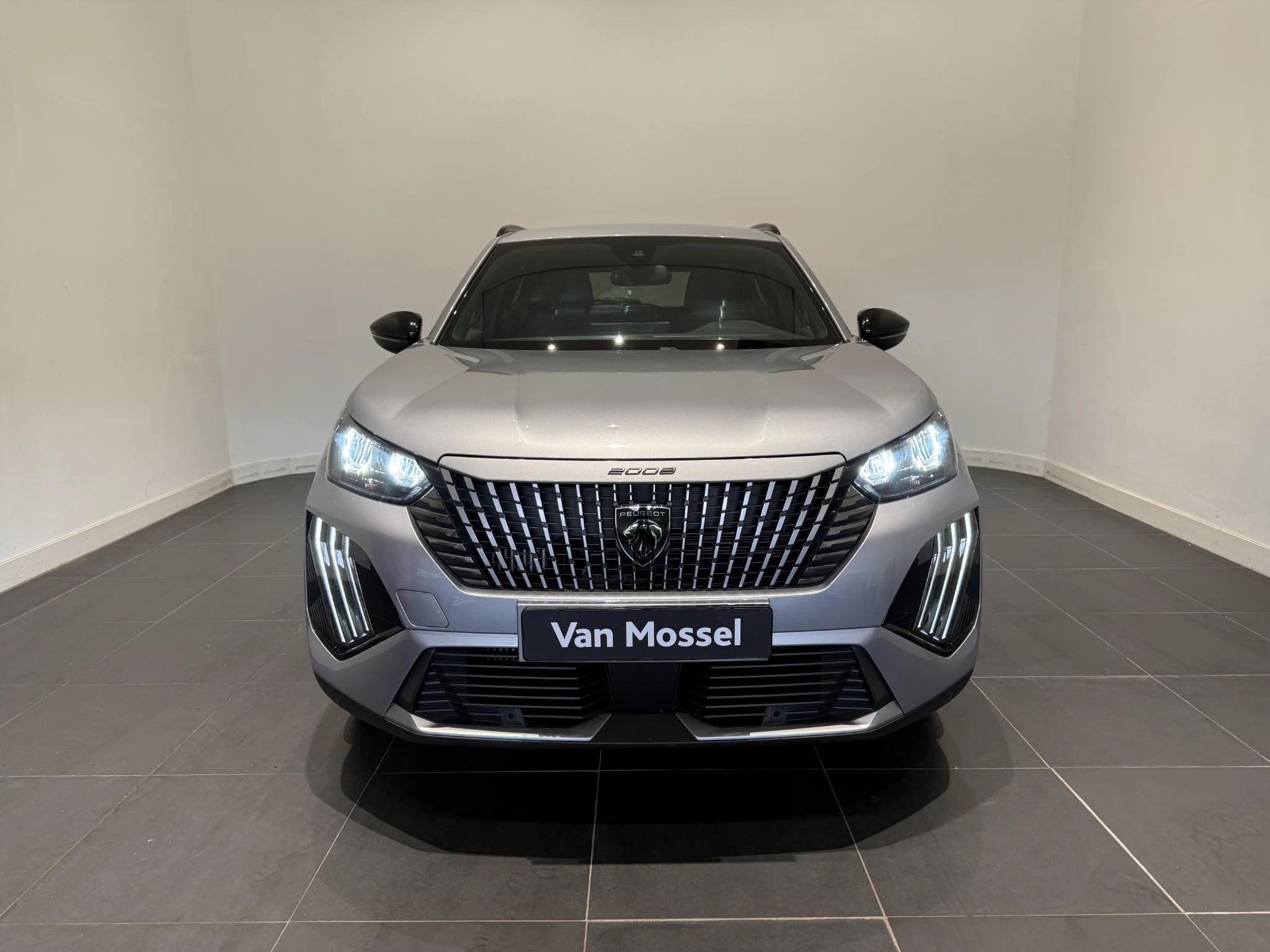 Peugeot-2008-image-2