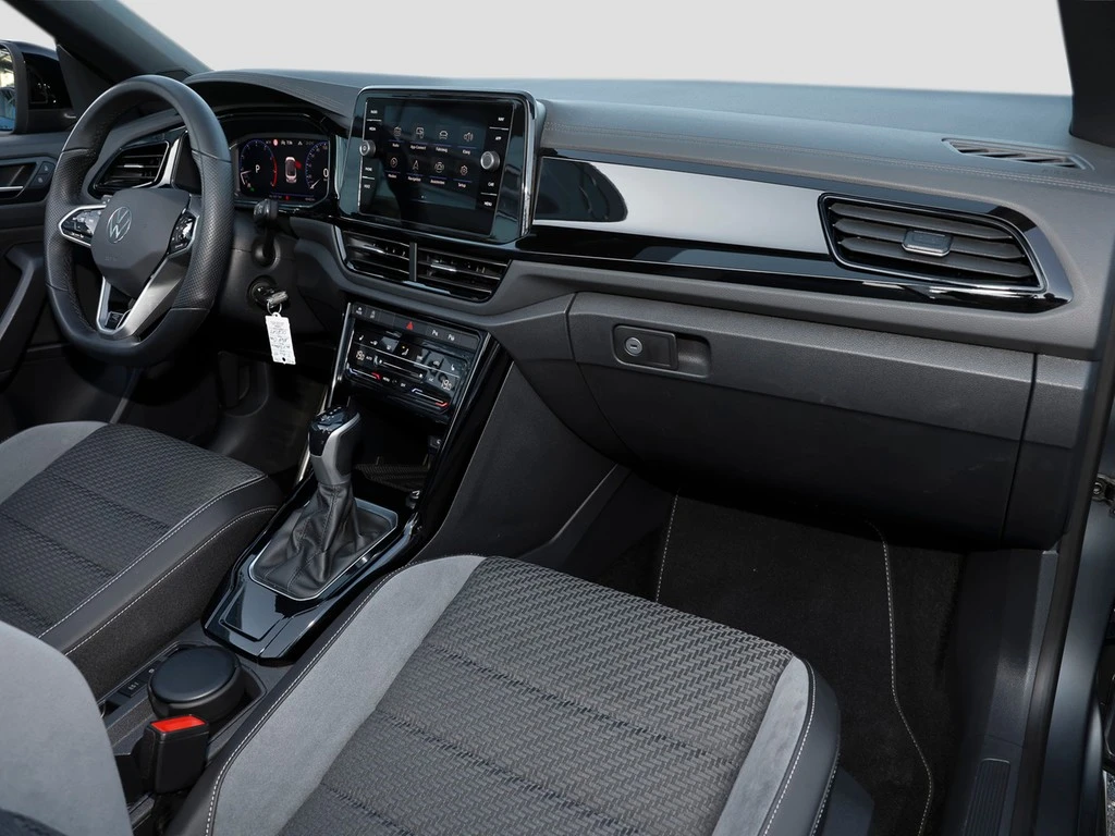Volkswagen-T-Roc-image-7