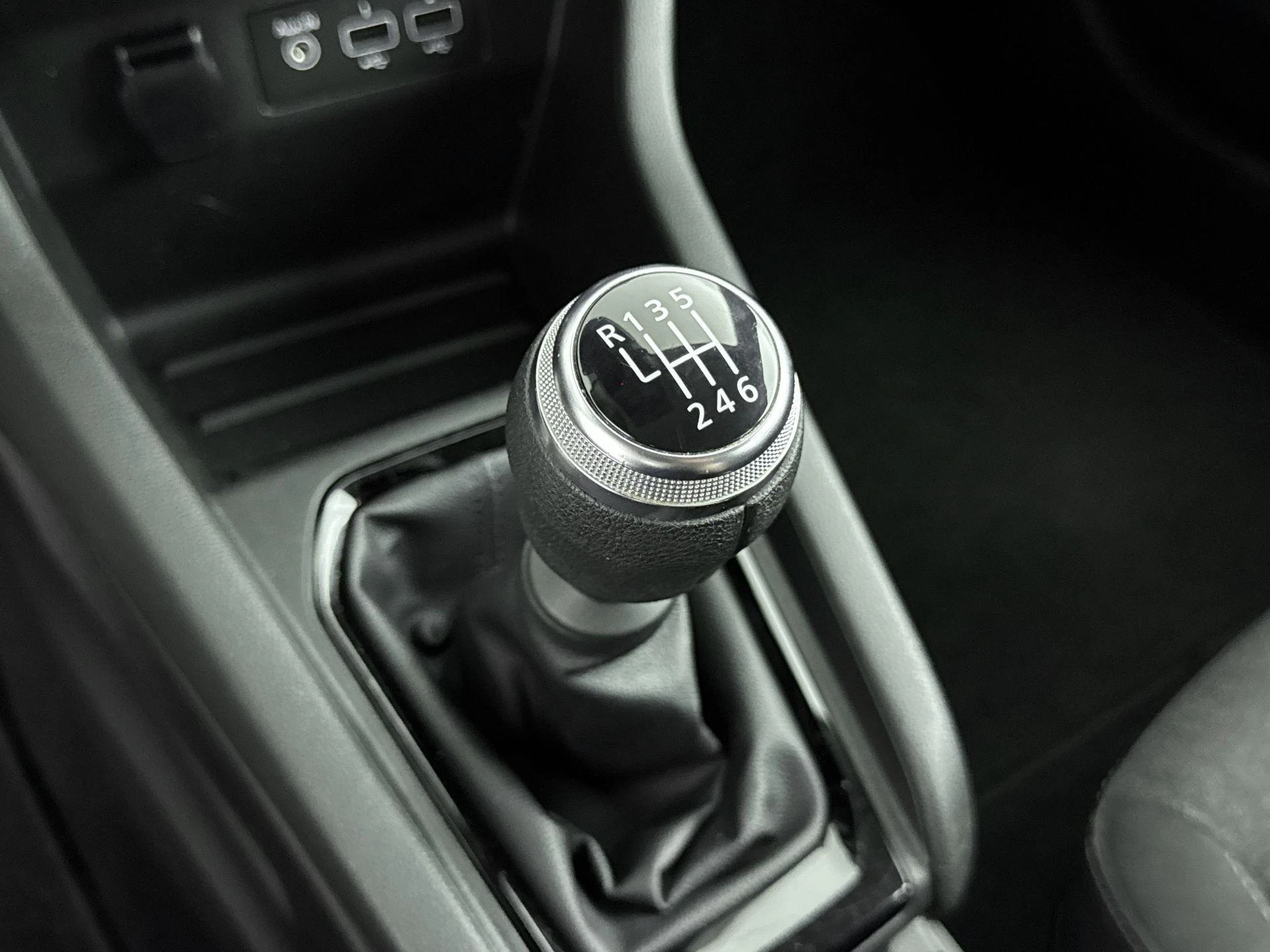 Renault-Clio-image-20