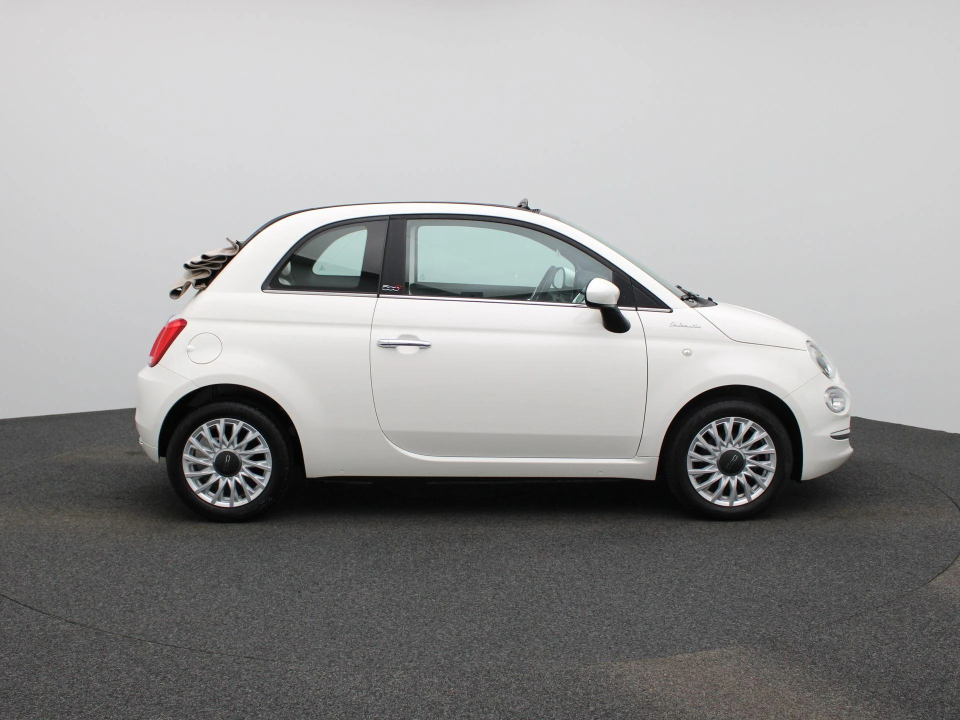 Fiat-500C-image-5