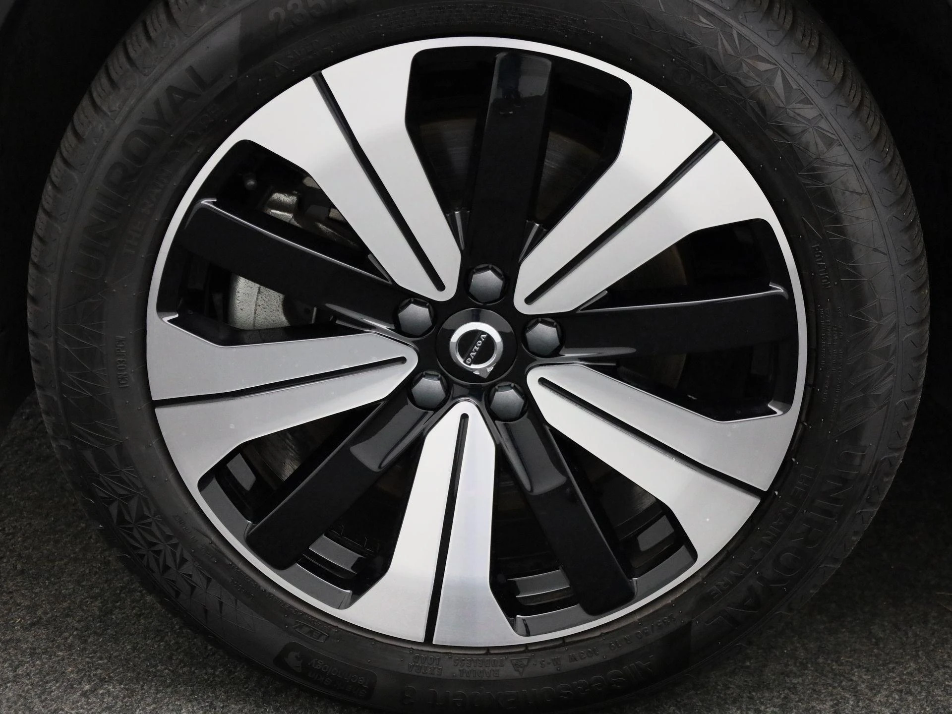 Volvo XC40 Recharge Core