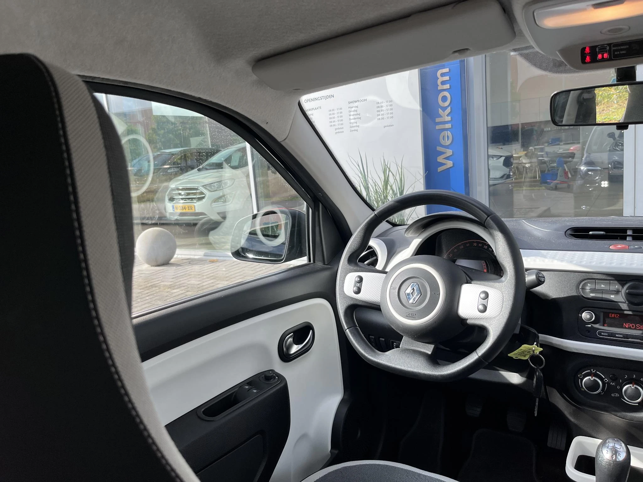 Renault-Twingo-image-27