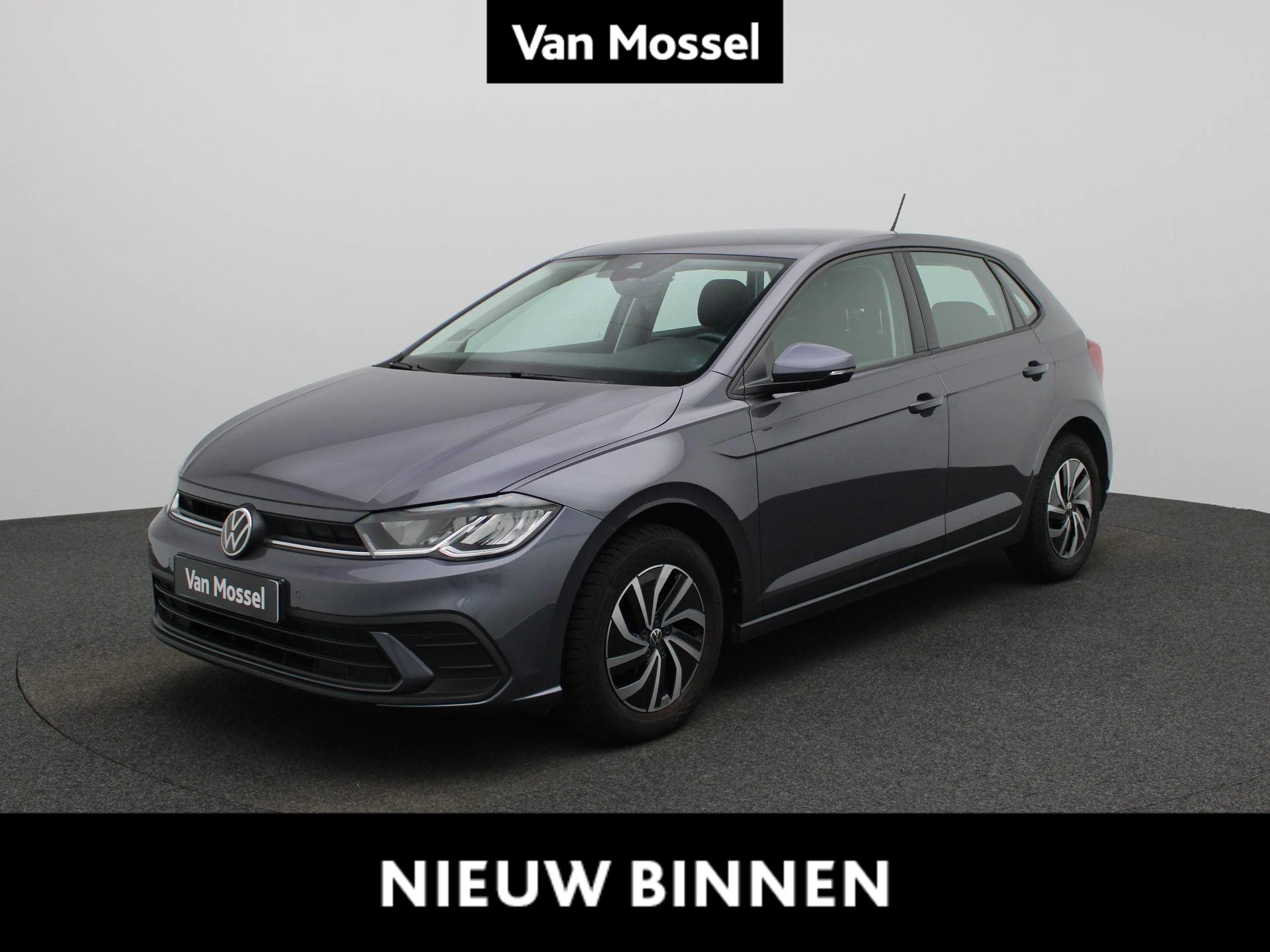 Volkswagen-Polo-image-0