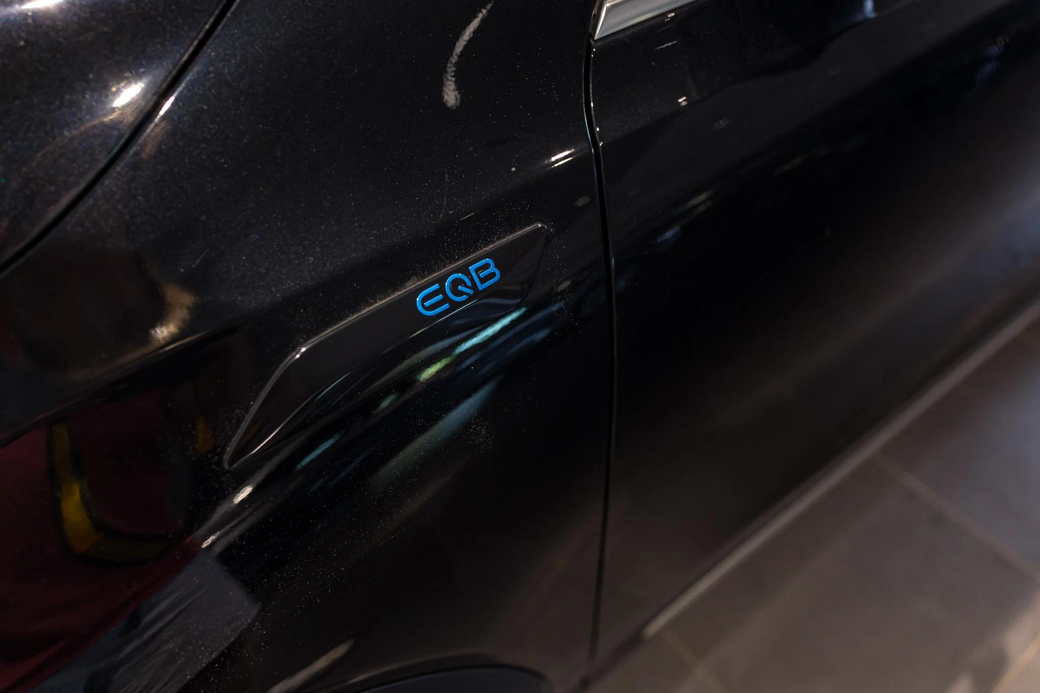 Mercedes-Benz EQB 300 4Matic | Zetelverw. | Sfeerver. | Carplay