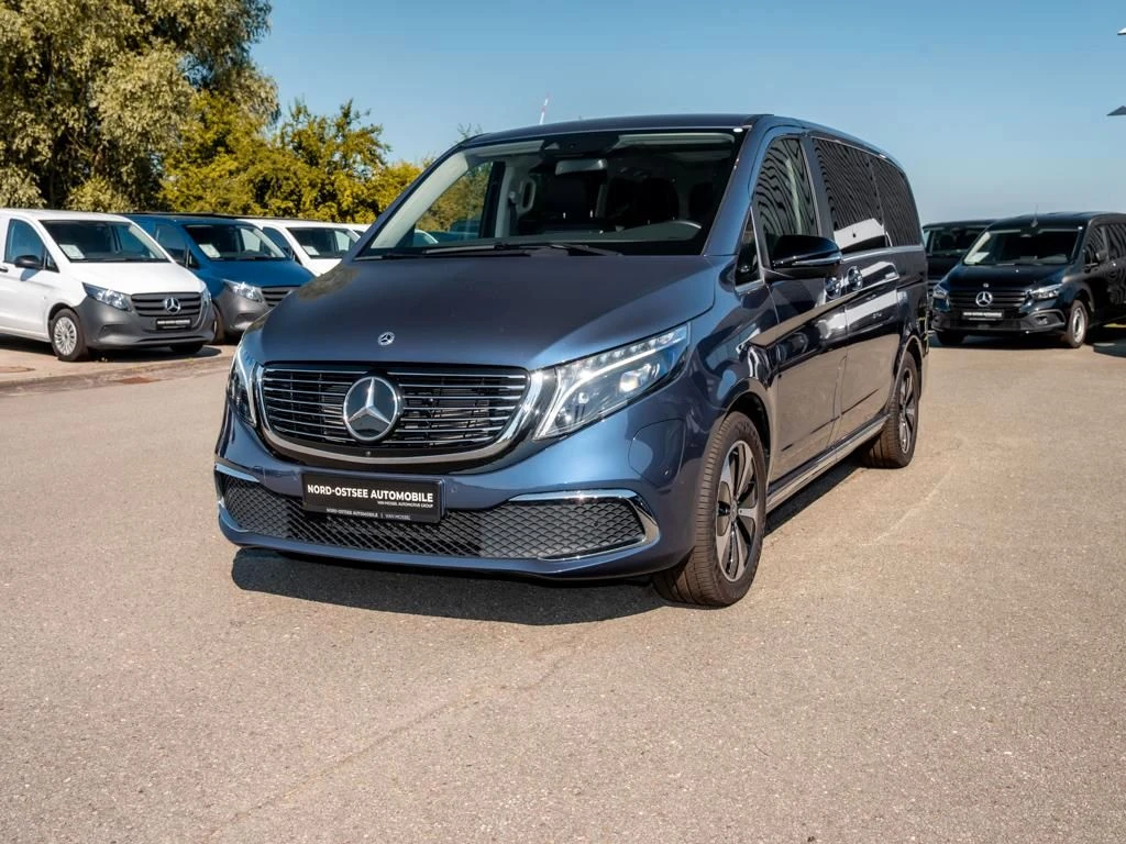 Mercedes-Benz-EQV 300-image-7