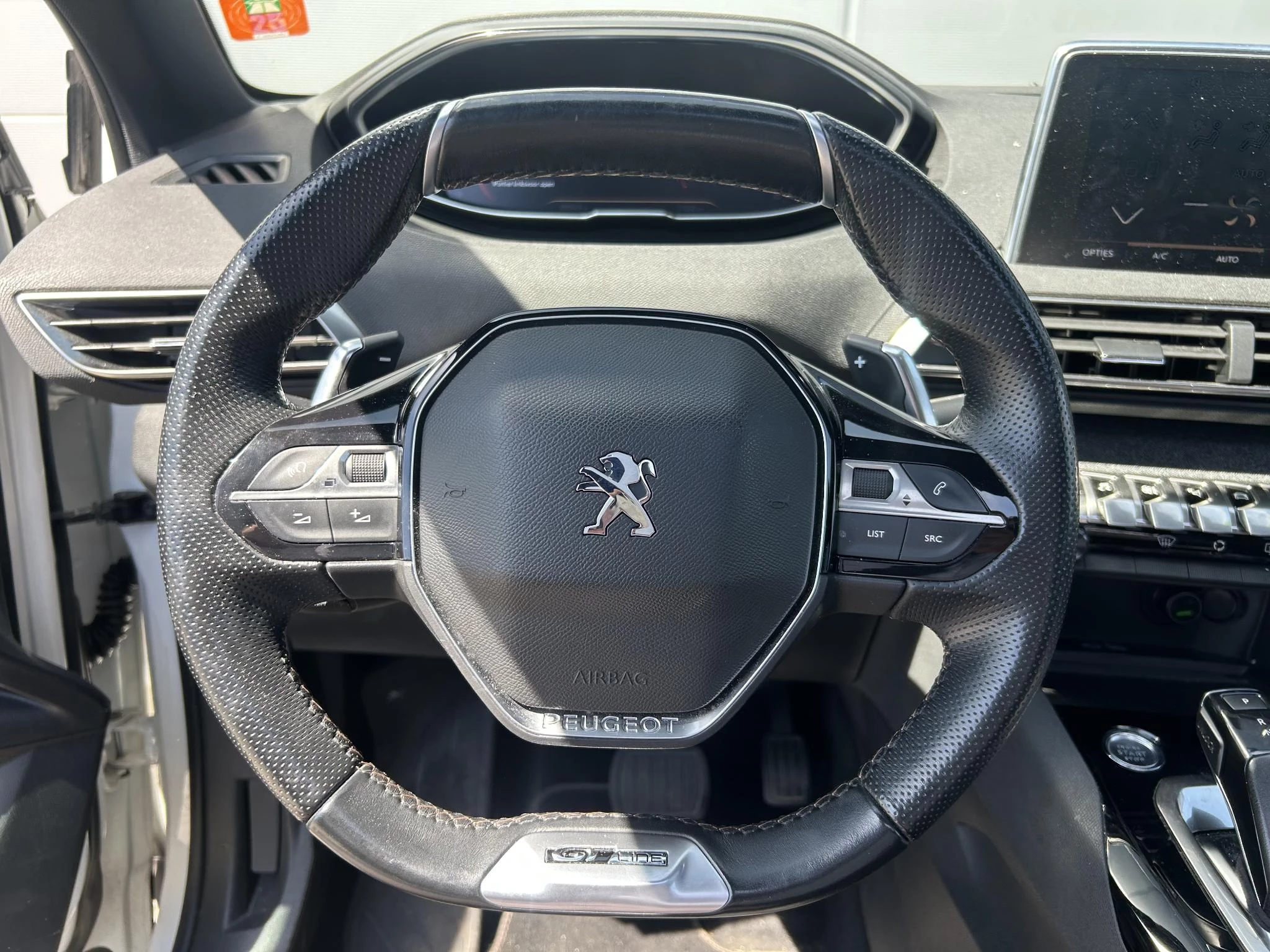 Peugeot-5008-image-10