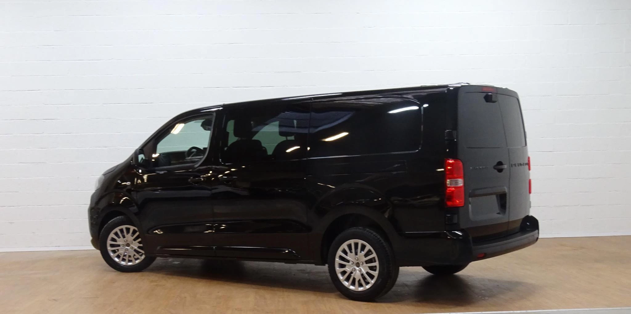 Peugeot-Expert-image-6