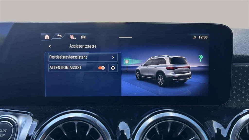 Mercedes-Benz-EQB-image-17