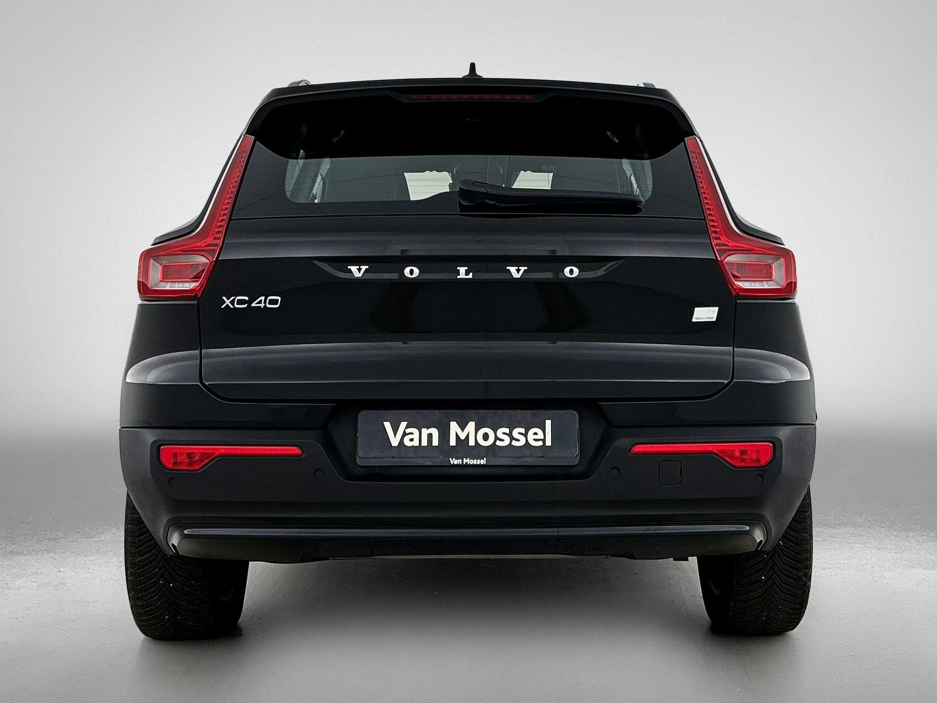 Volvo-XC40-image-4