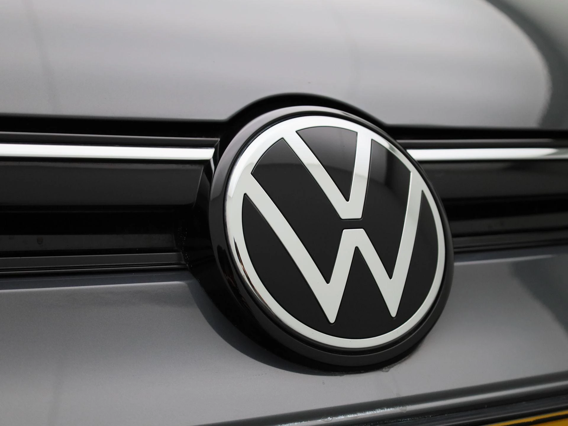 Volkswagen-Golf-image-38