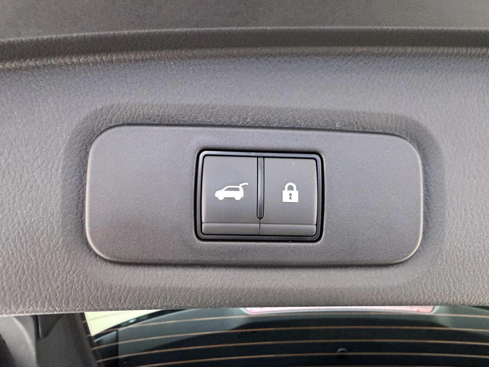 Nissan-QASHQAI-image-31