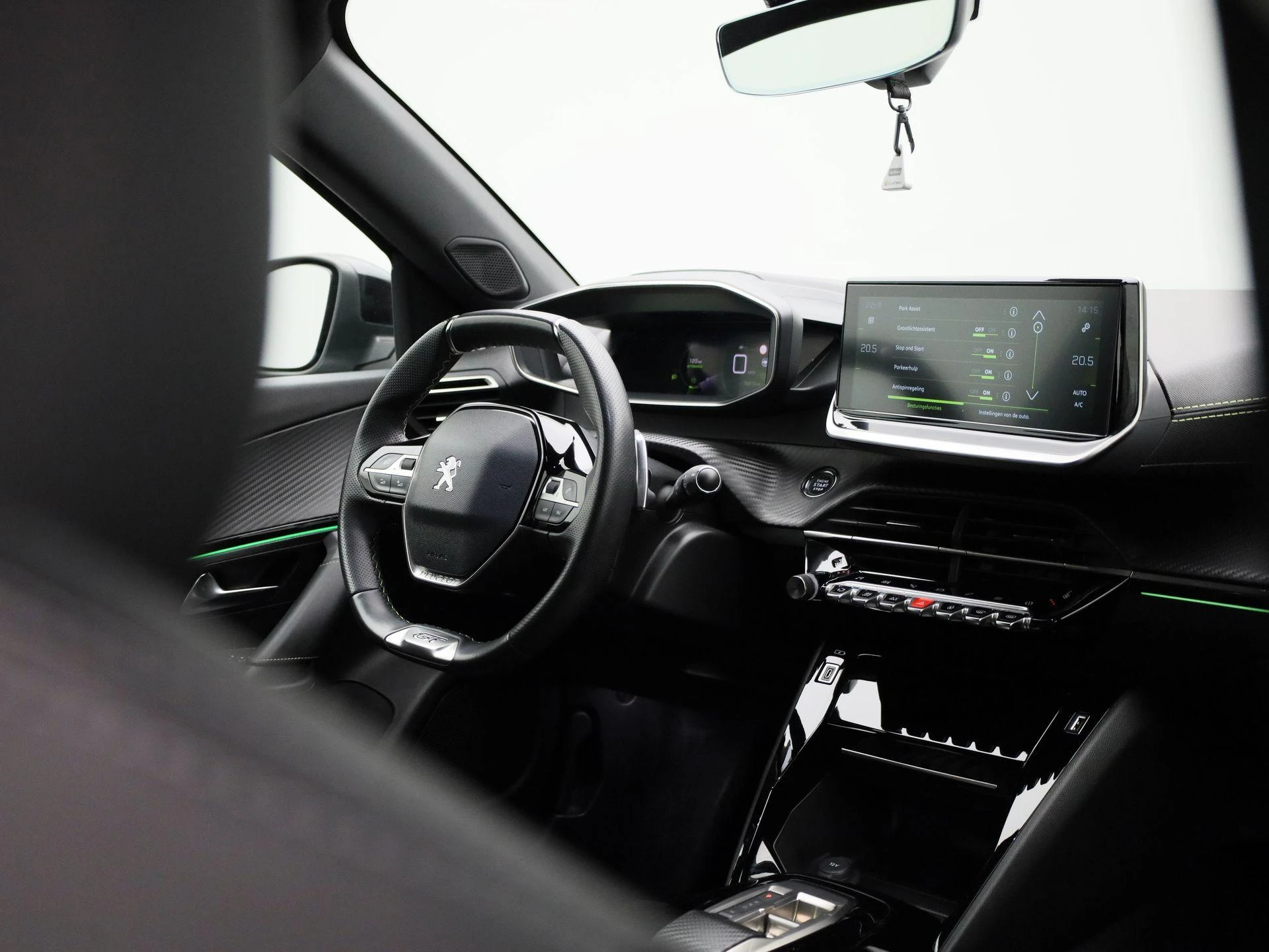 Peugeot-2008-image-36