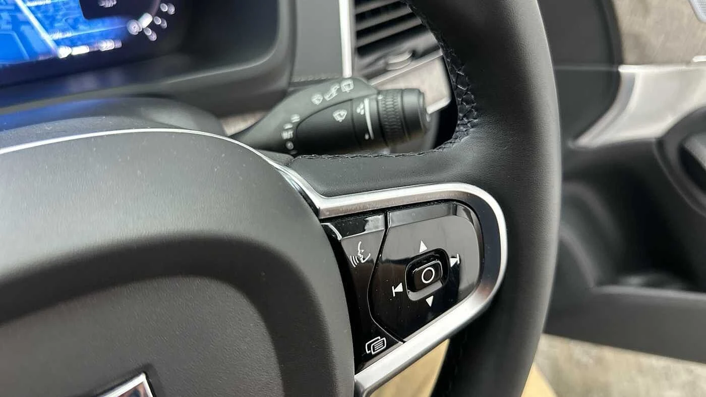 Volvo-XC90-image-27