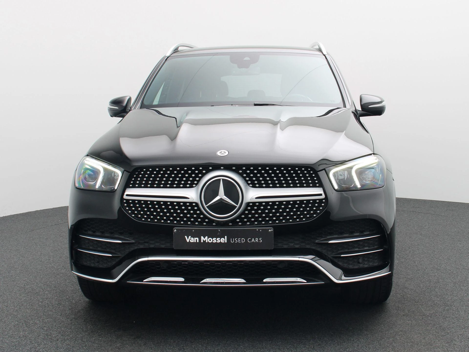 Mercedes-Benz-GLE-image-2