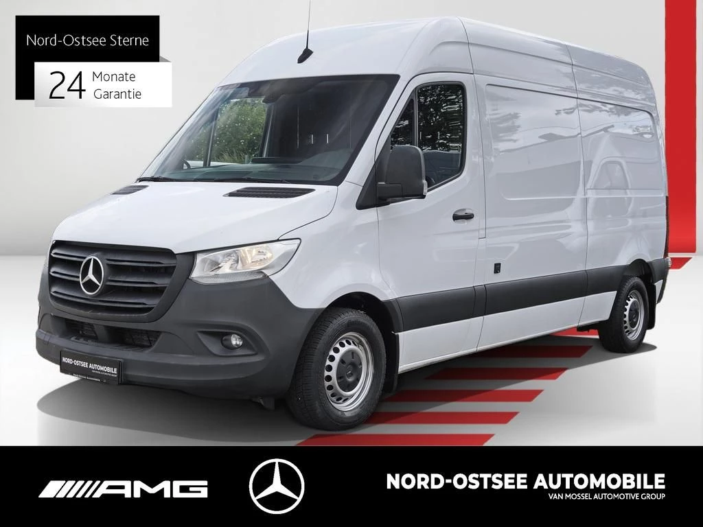 Mercedes-Benz-Sprinter-image-0