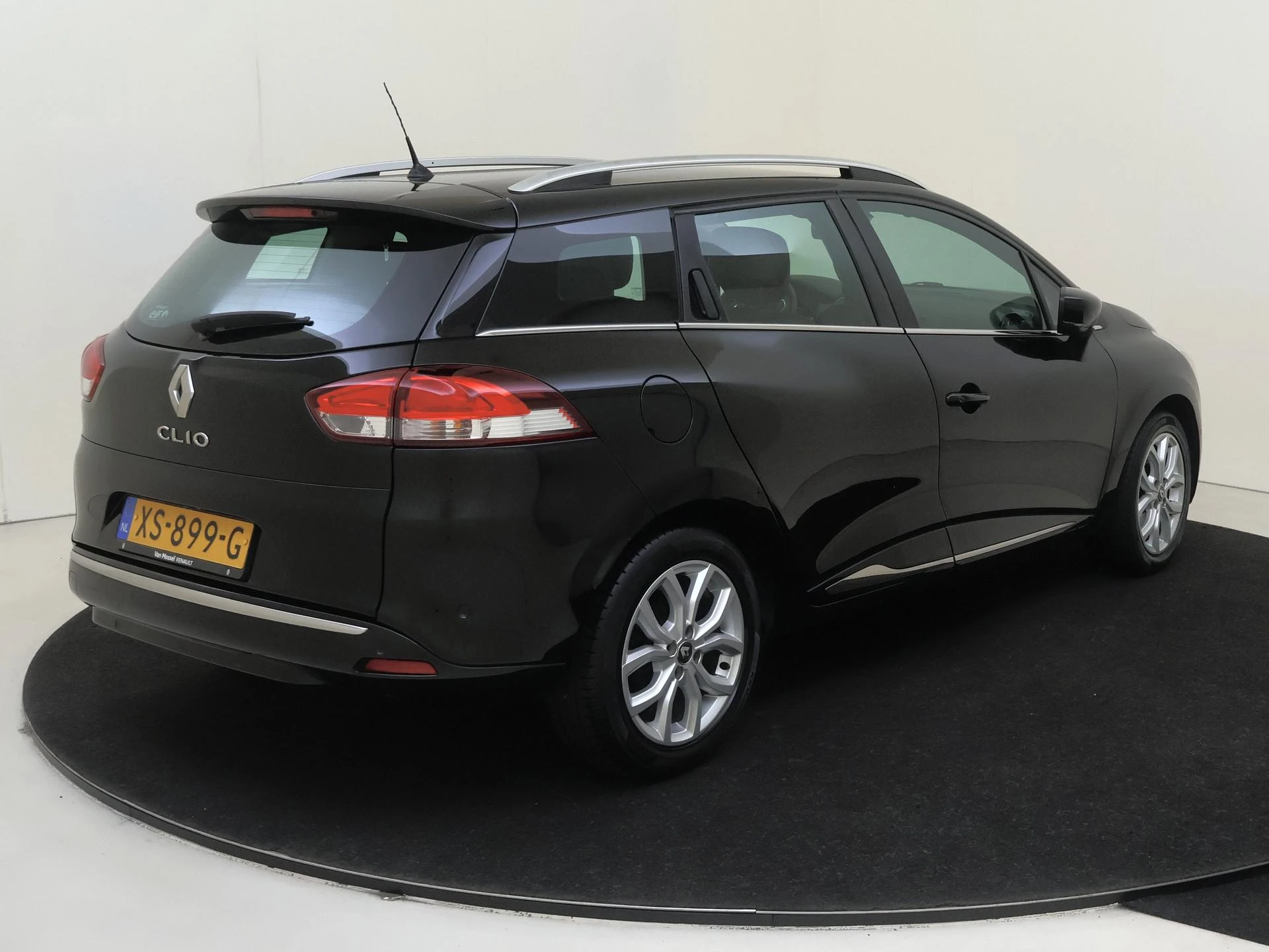Renault-Clio-image-3