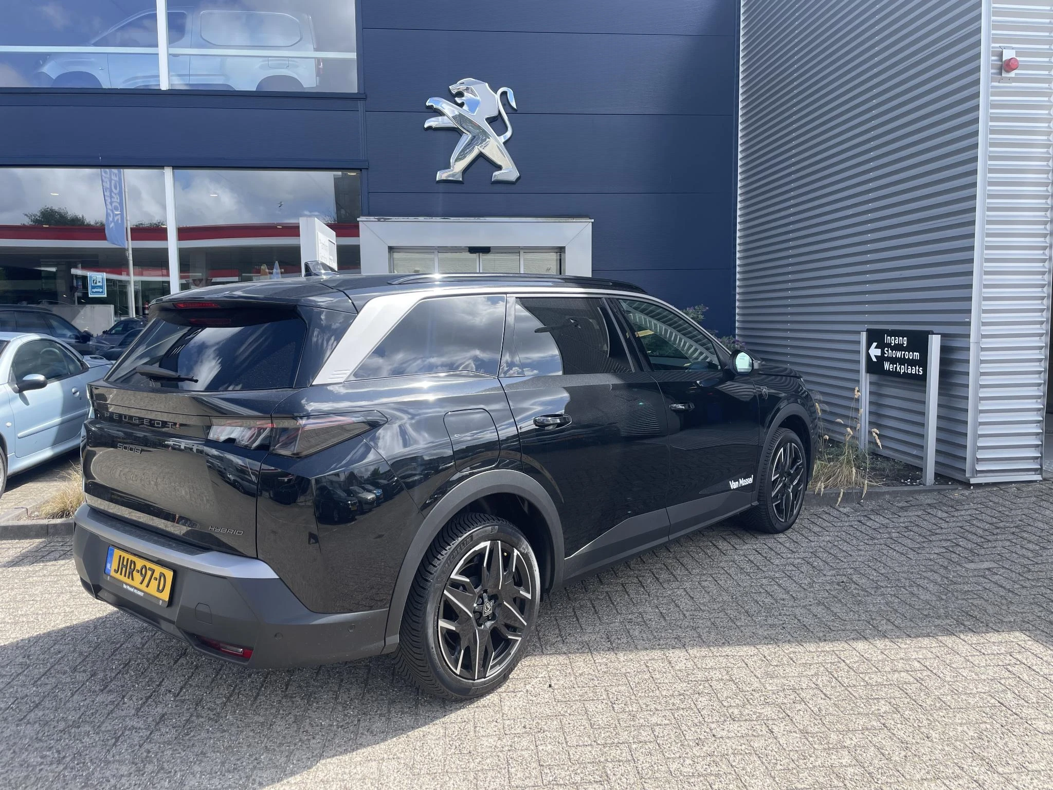 Peugeot-5008-image-6