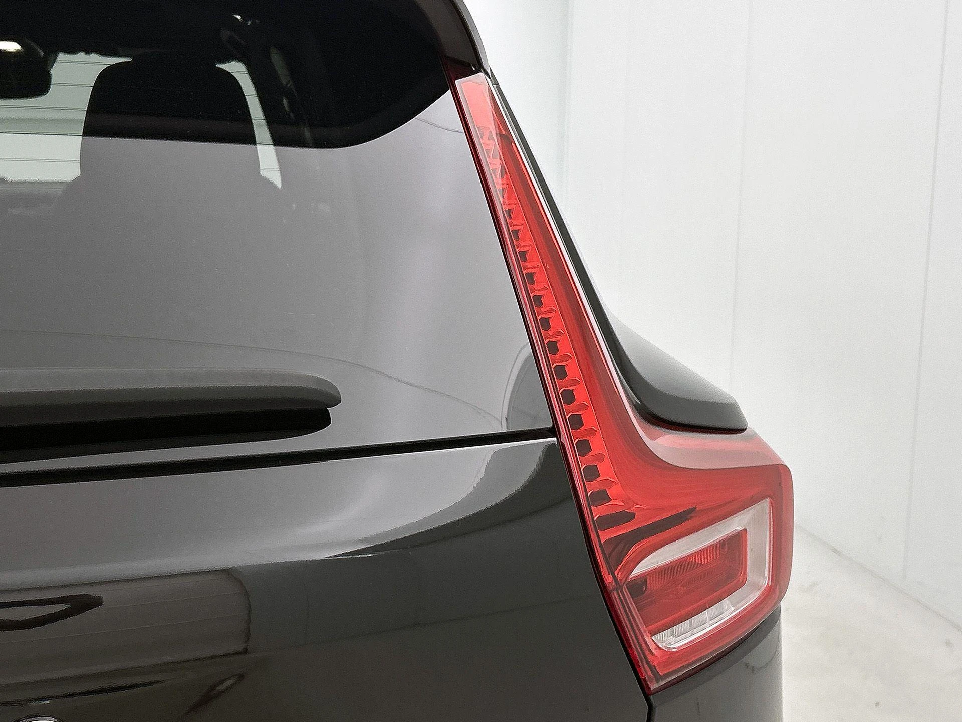 Volvo XC40 Recharge P8 AWD R-Design