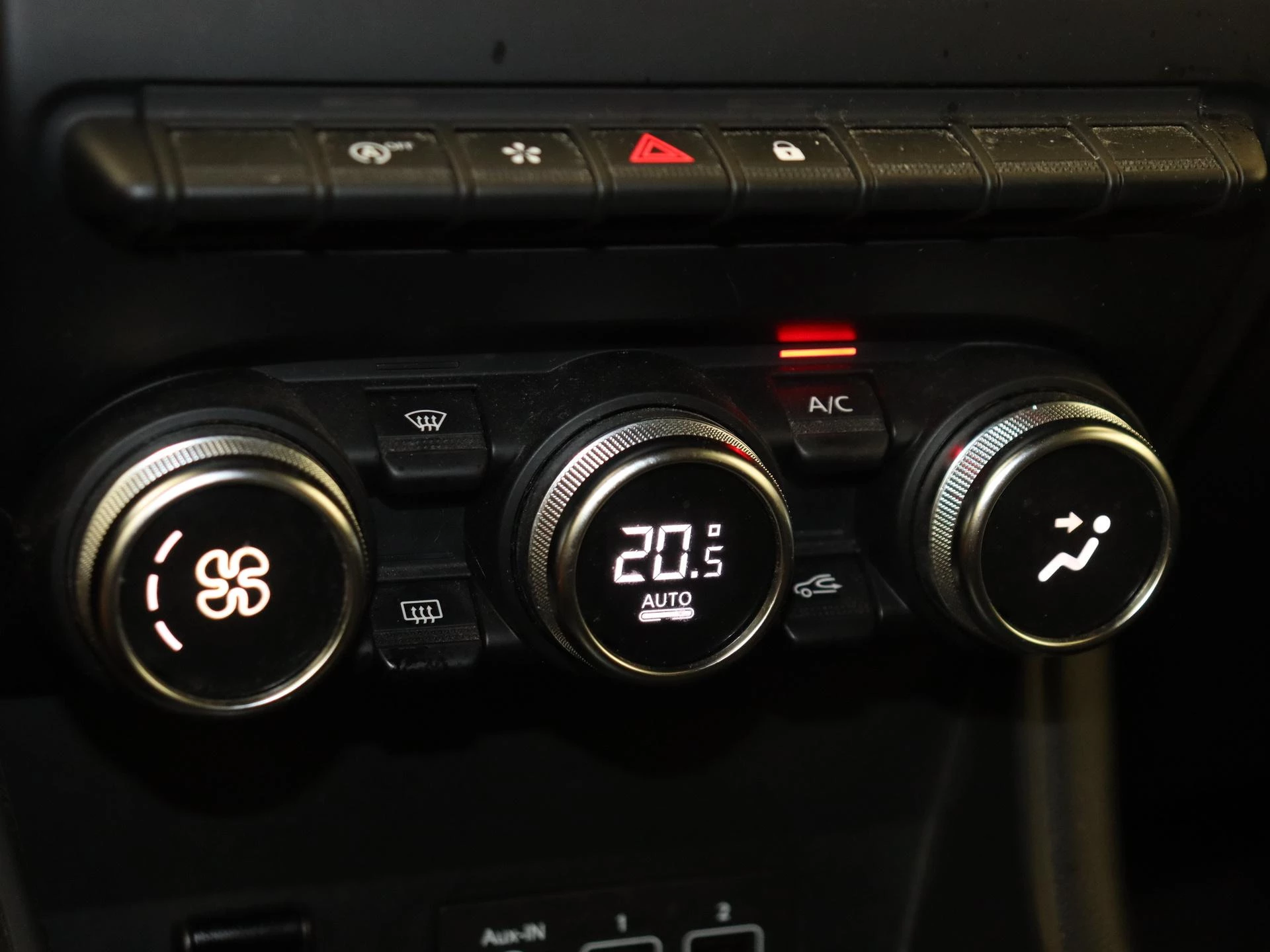 Renault-Captur-image-18