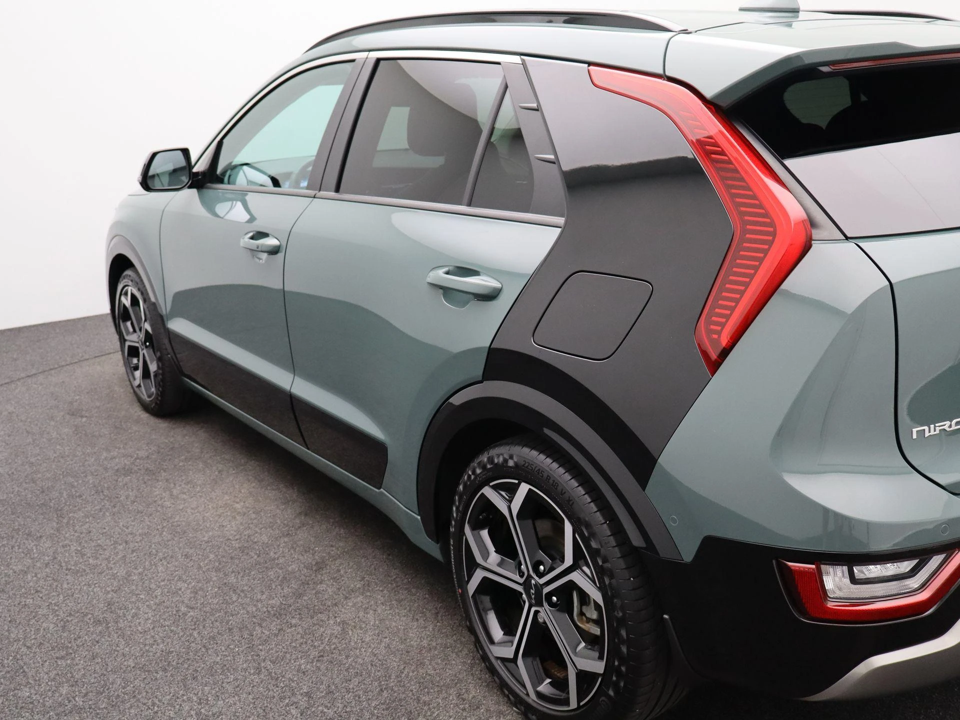 Kia Niro 1.6 GDi Hybrid Launch Edition