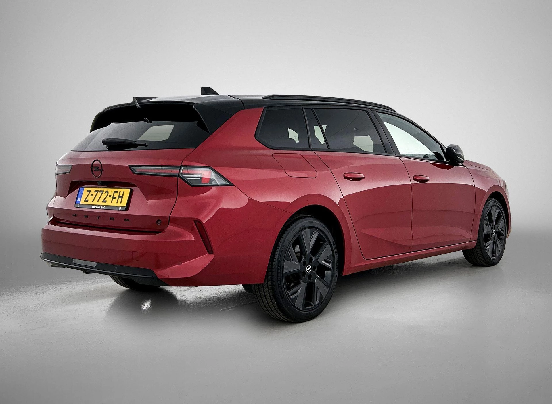 Opel-Astra-image-3