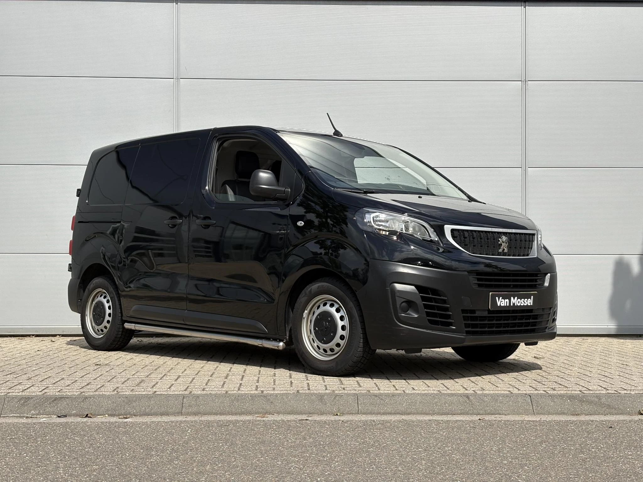 Peugeot Expert 1.5 BlueHDI 120 Compact Premium