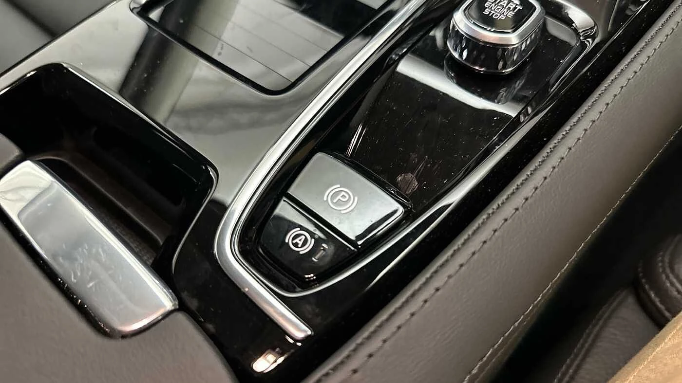 Volvo-V90-image-33