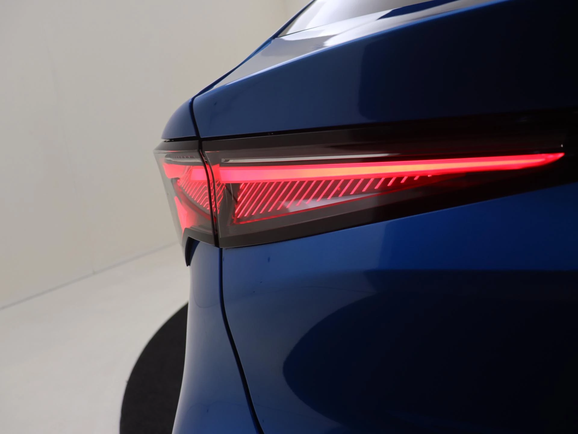 Renault-Rafale-image-30