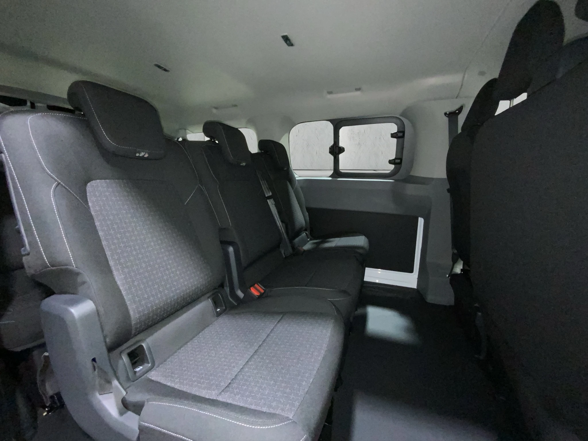 Ford-Transit Custom-image-10