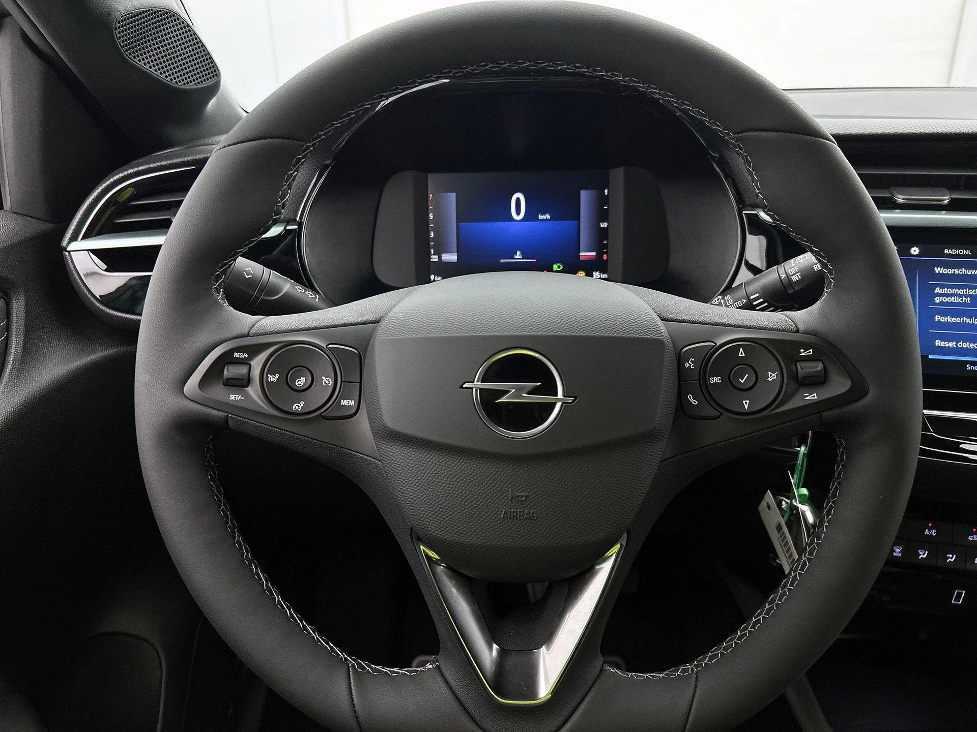 Opel-Corsa-image-33