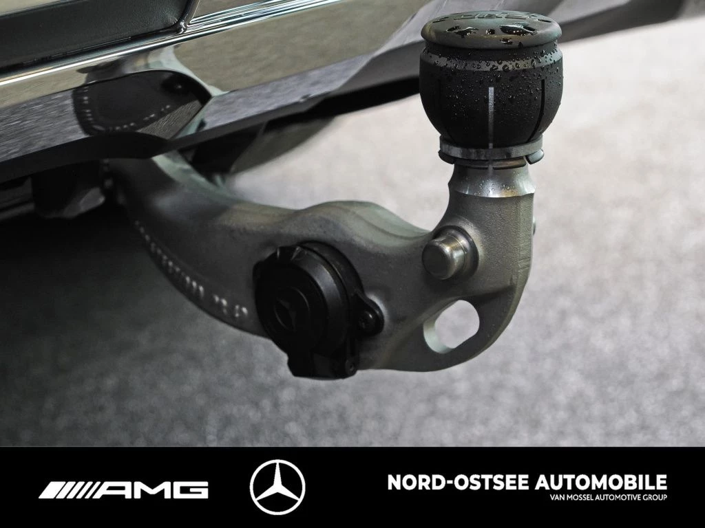 Mercedes-Benz GLC 300 de 4m AMG PANO AHK DIG-LIGHT DISTR 360° AMG Line